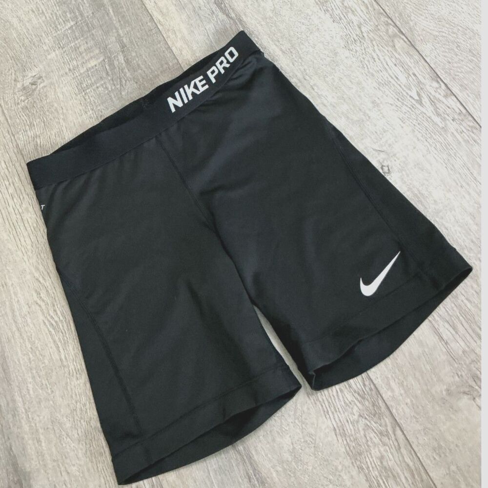 Nike Pro Women’s Medium Black Dri-FIT Long Compression Biker Shorts
